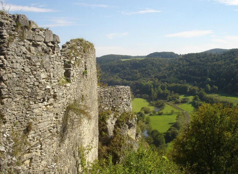Ruine Neidegg, Germany